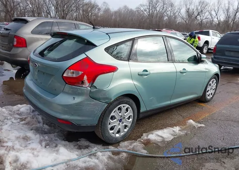 2012 Ford Focus Se z USA, uszkodzony, nr VIN 1FAHP3K20CL355998